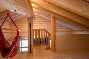 Schlafboden Holztreppe Ferienhaus
