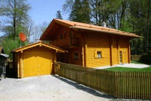 Oberaudorf Blockhaus Seitenansicht