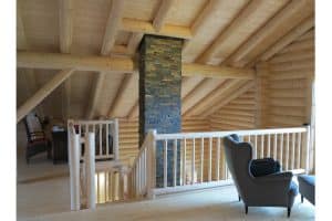 Blockhaus mit runden Balken von innen – Galerie