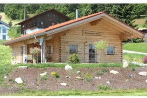 Ferienhaus – Blockhaus – Vorderansicht